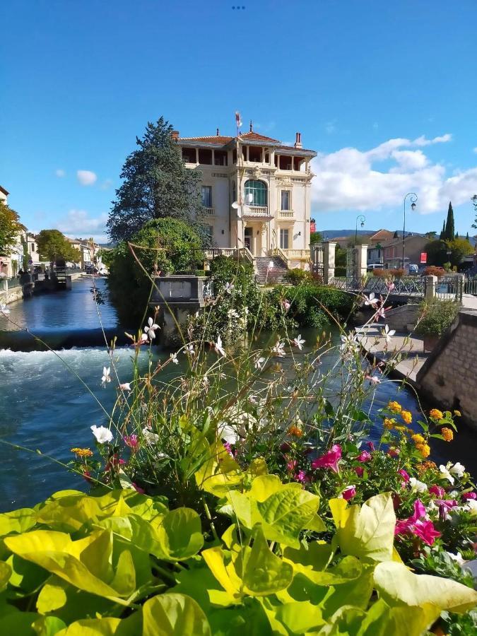 Lou Meinado Saint-Martin-de-Crau Bagian luar foto